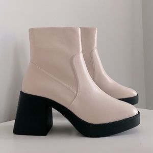 Chunky Mid Heel Boots | 9 | Off White